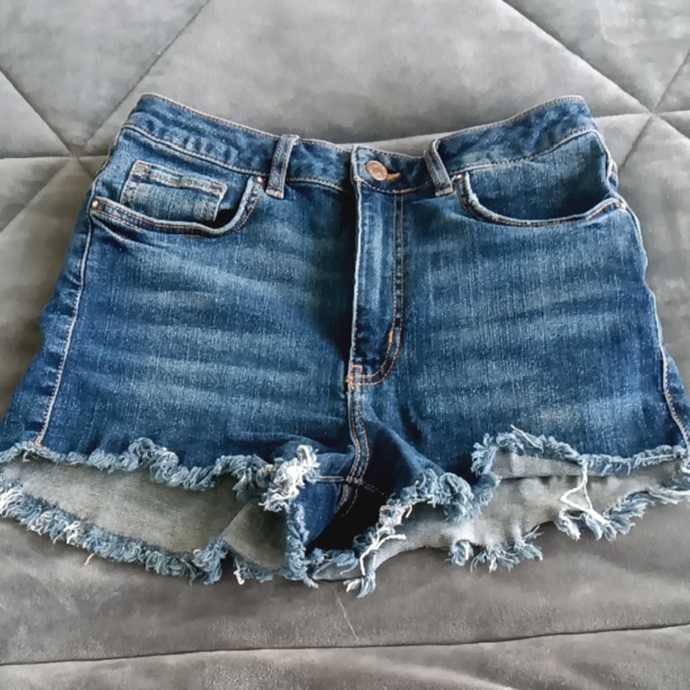 FOREVER 21 Blue Frayed Jean Shorts